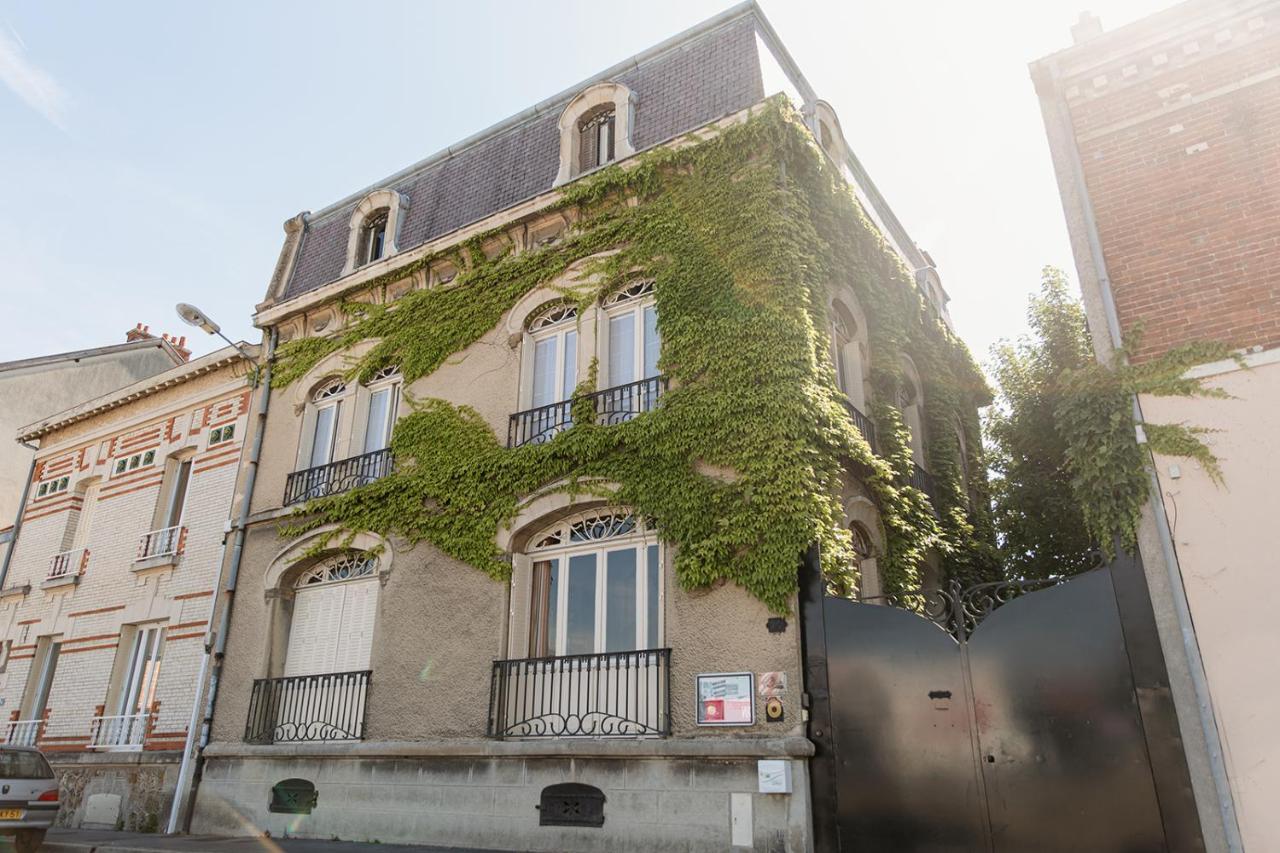 Maison D'Hotes La Poterne เอแปร์เน ภายนอก รูปภาพ